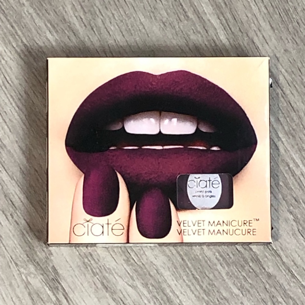 Ciaté Velvet Manicure kit